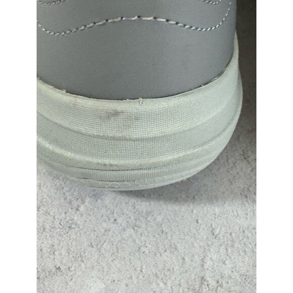 Skechers Womens Size 8 - 100668 Gray Relaxed Fit Memory Foam Slip On Sneaker - Picture 3 of 12